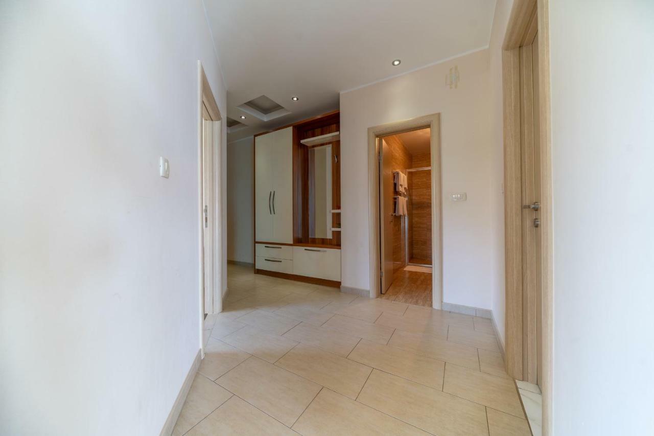 Apartments Crystall Budva Exterior foto