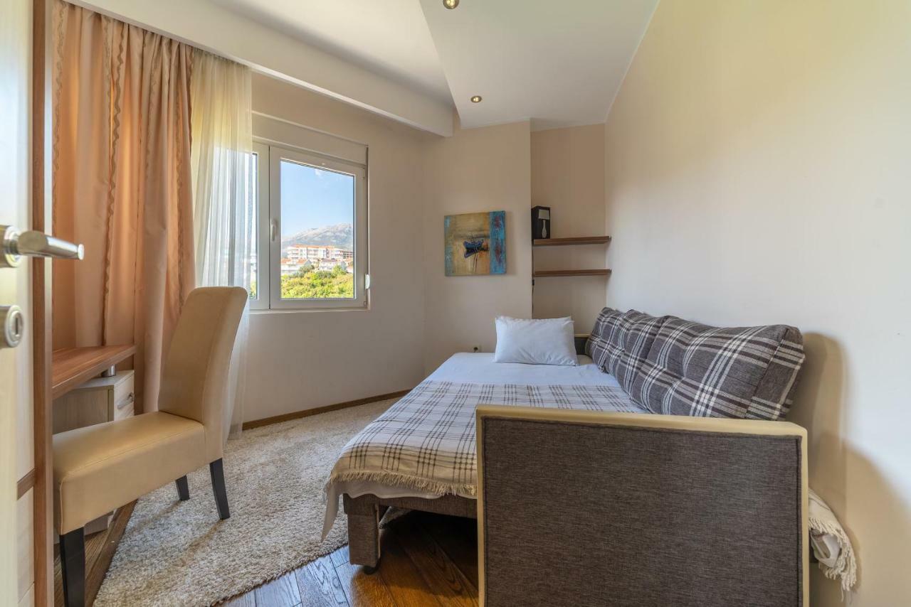 Apartments Crystall Budva Exterior foto